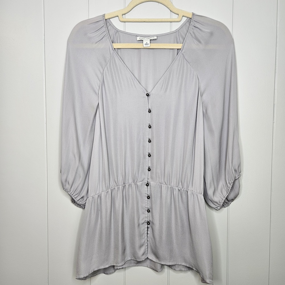Banana‎ Republic Women's Sheer Gray M Button Up Blouse Great Over A Cami     A11